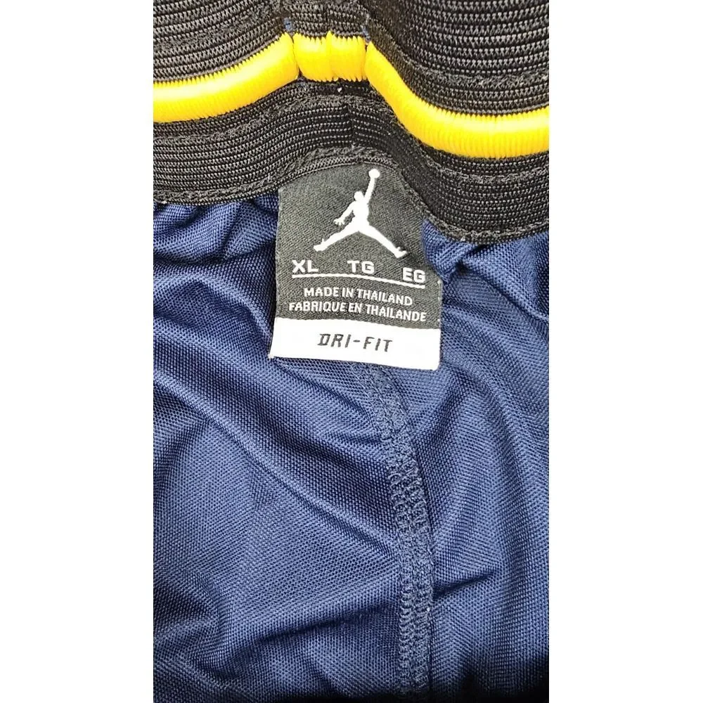Nike Jordan Marquette University Authentic Basketball Team Shorts‎ Mens XL.
